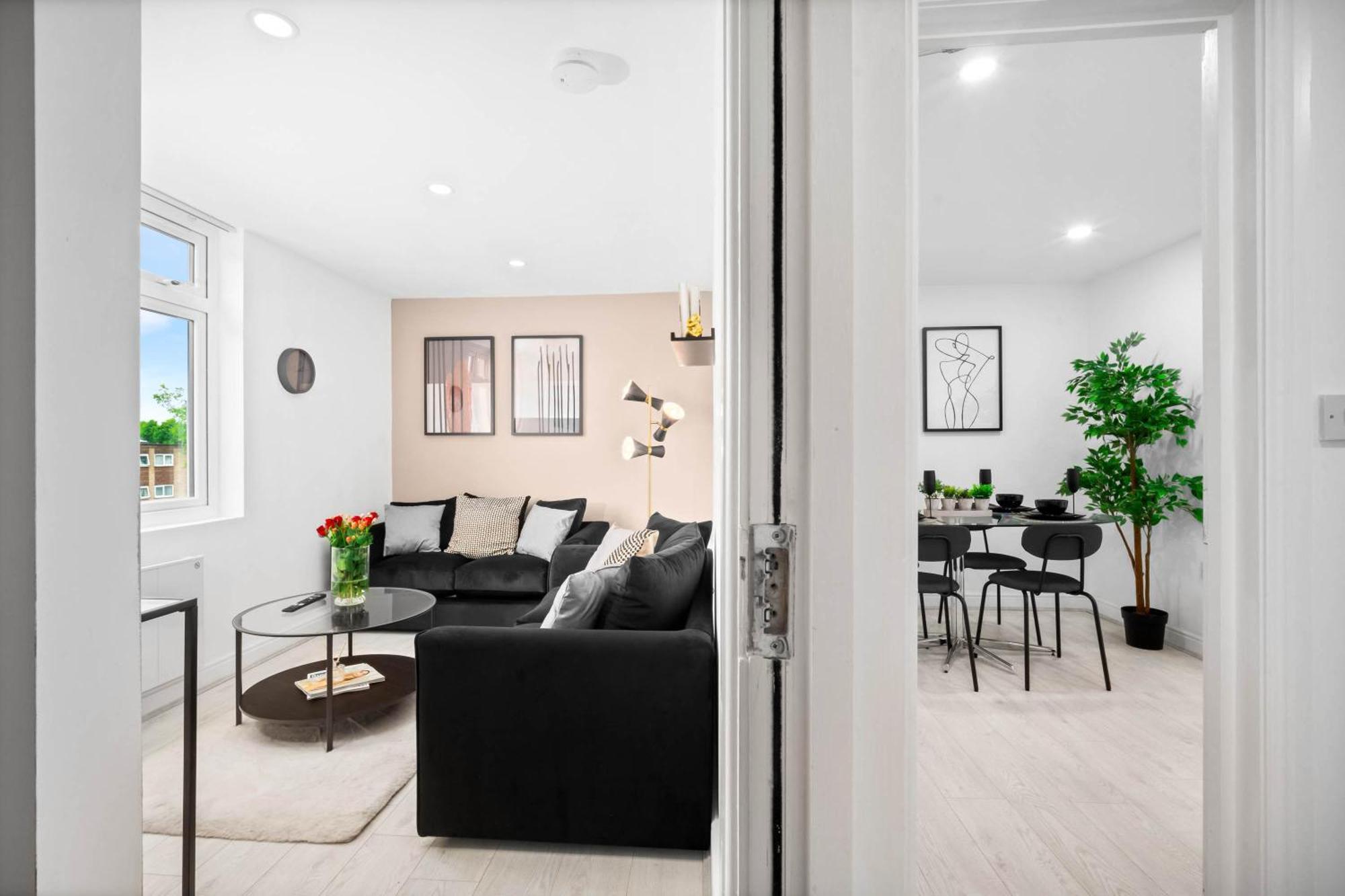 Luxury 2 Bedroom - Near Centre - Wifi - Smart Tv 3mr Apartment