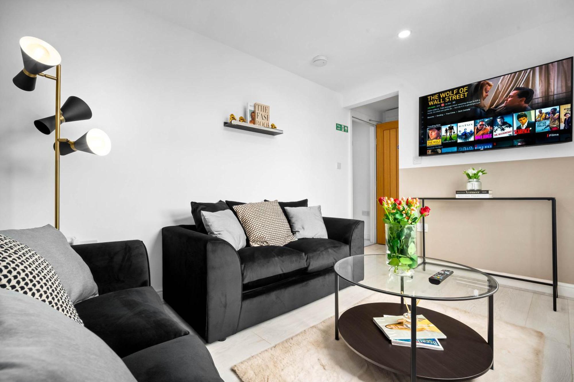 Luxury 2 Bedroom - Near Centre - Wifi - Smart Tv 3mr